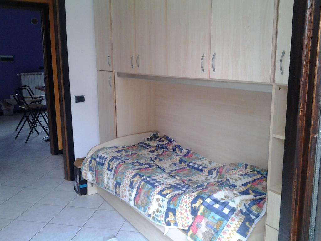Villetta Rossini Appartamento Da Condividere Con Me Luciano Servizio Ospiti Taxi Driver Navetta No Wifi 2 Camera Da Letto Per 5 Persone Valbrembo Экстерьер фото